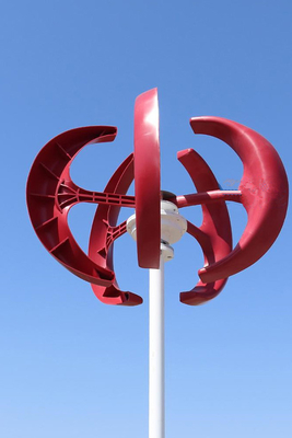 Red Lantern IP54 Wind Turbine Untuk Off Grid Home 200W 12V 24V Low Start Up Wind Speed