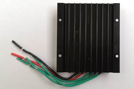 IP67 Off Grid Inverter Charge Controller 12V 24V 48V 1000W Off Grid Charge Controller
